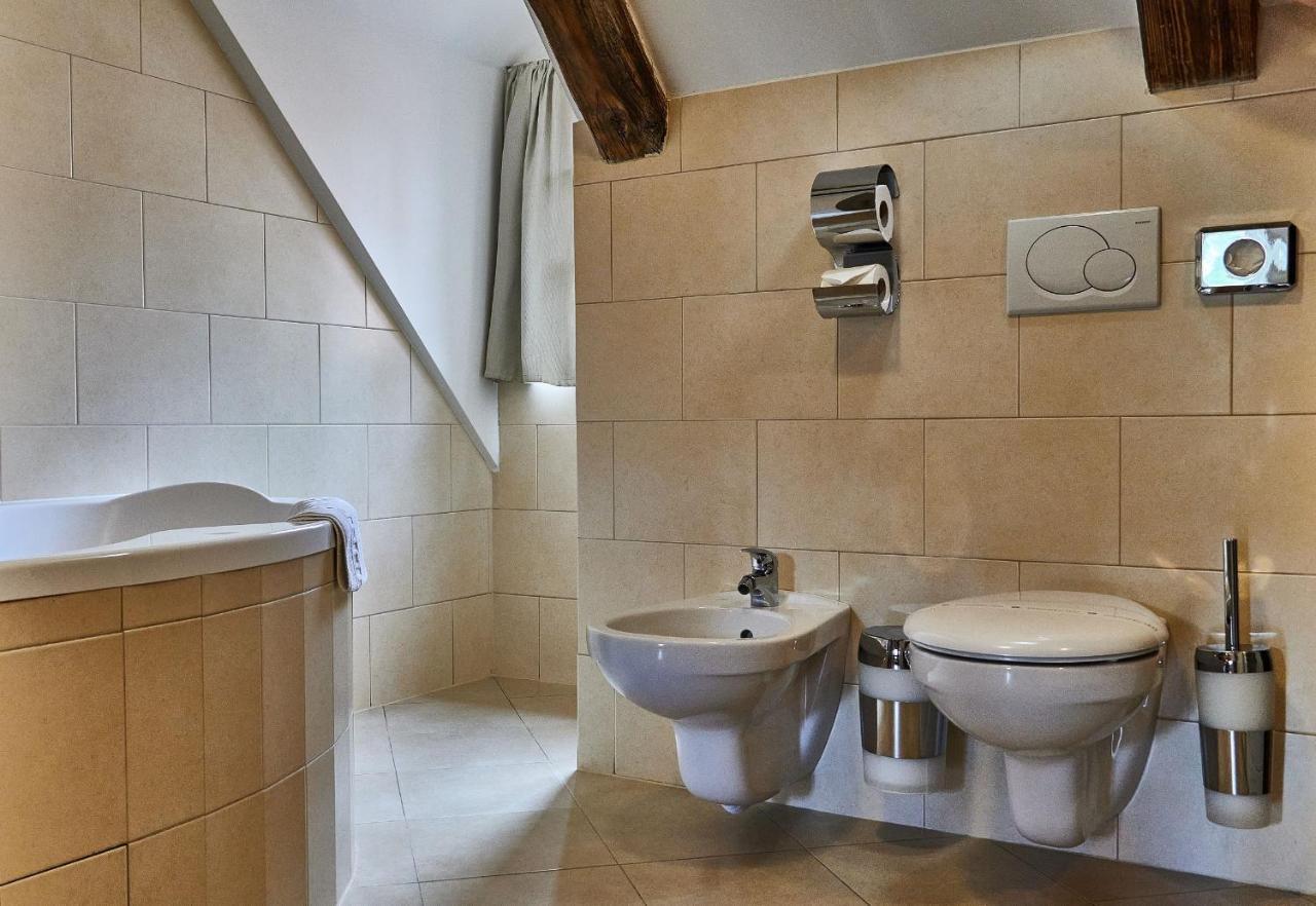 Three Golden Crowns Apartments Praga